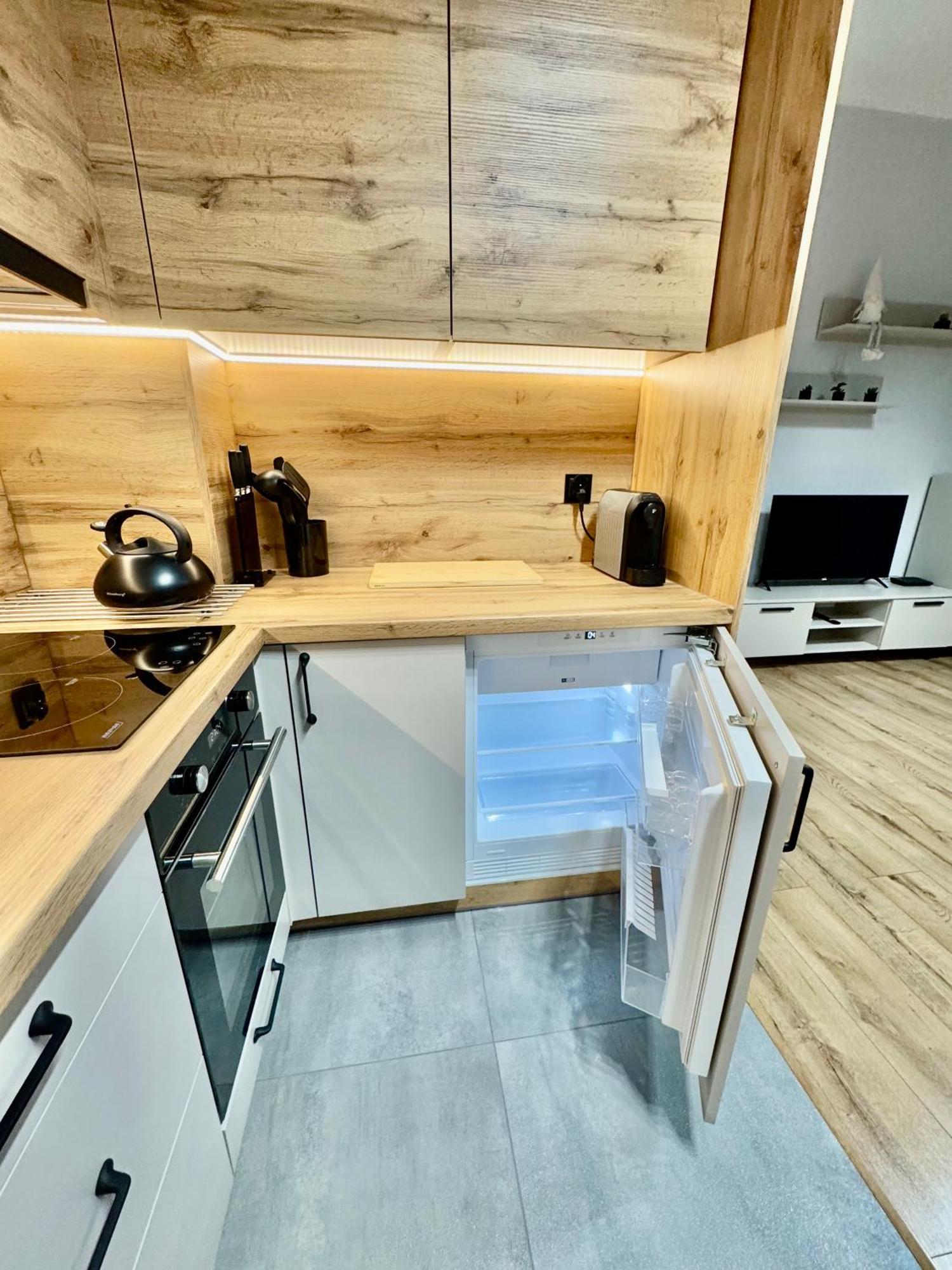 Olenka Apartment